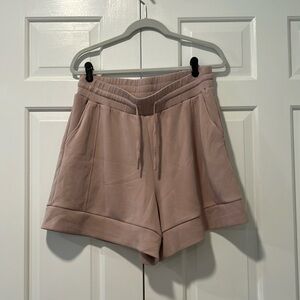 Varley Adler Double Soft Shorts in Mushroom